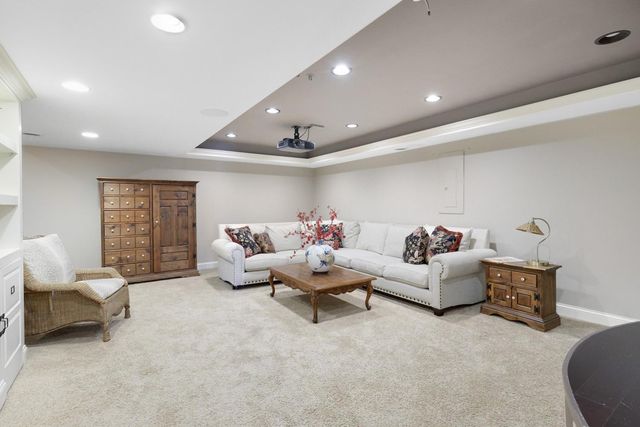8128 Savanna Valley Way, Victoria, MN 55386