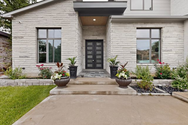 540 Oak Grove Lane, Coppell, TX 75019