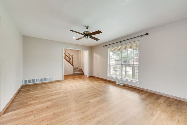 4902 Thorncliffe Drive, Arlington, TX 76016