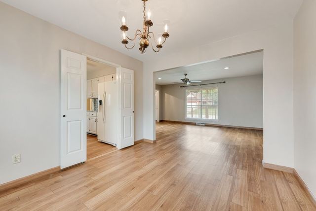 4902 Thorncliffe Drive, Arlington, TX 76016