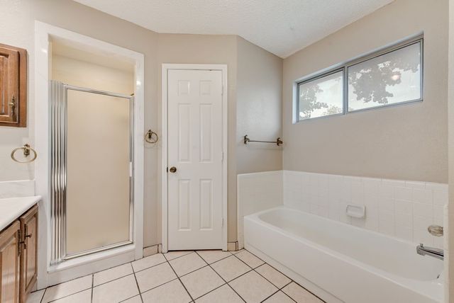 4902 Thorncliffe Drive, Arlington, TX 76016