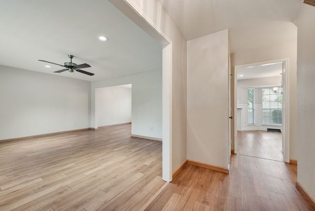 4902 Thorncliffe Drive, Arlington, TX 76016