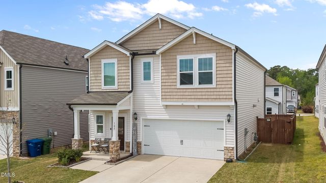 105 Wilbur Lake Drive, Fuquay Varina, NC 27526