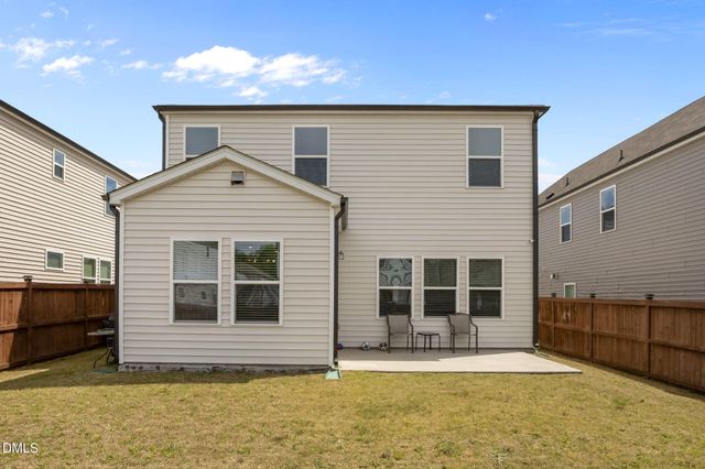 105 Wilbur Lake Drive, Fuquay Varina, NC 27526