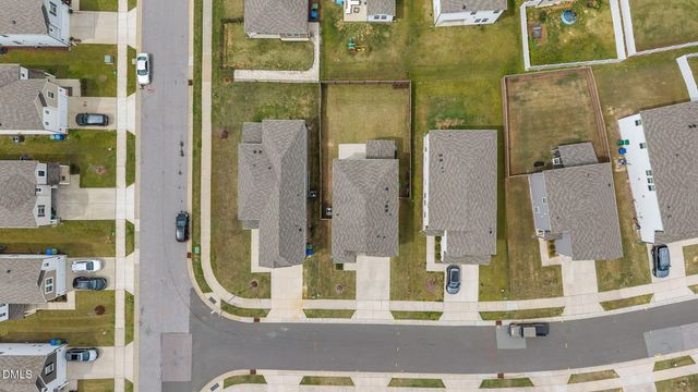 105 Wilbur Lake Drive, Fuquay Varina, NC 27526