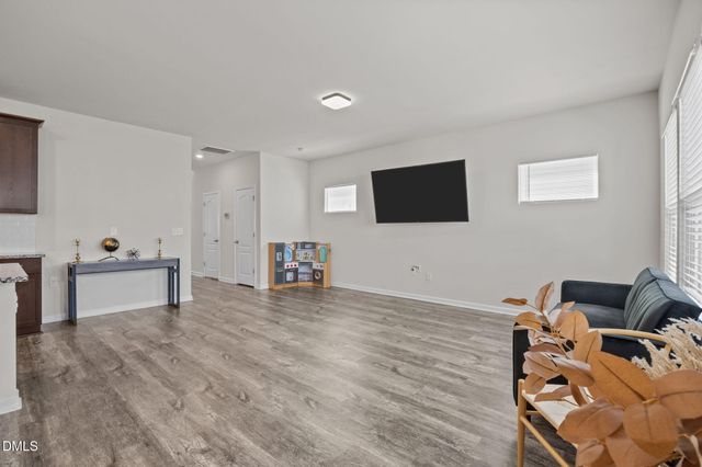 105 Wilbur Lake Drive, Fuquay Varina, NC 27526