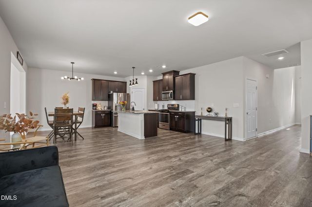 105 Wilbur Lake Drive, Fuquay Varina, NC 27526