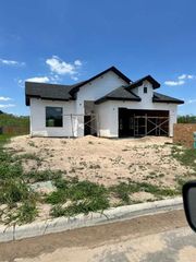 017 Olympia Avenue, Mission, TX 78573