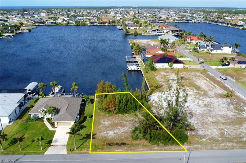 4323 28th ST, CAPE CORAL, FL 33993 — photo 4