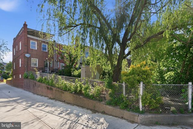 1511 MONTANA AVE NE, Washington, DC 20018