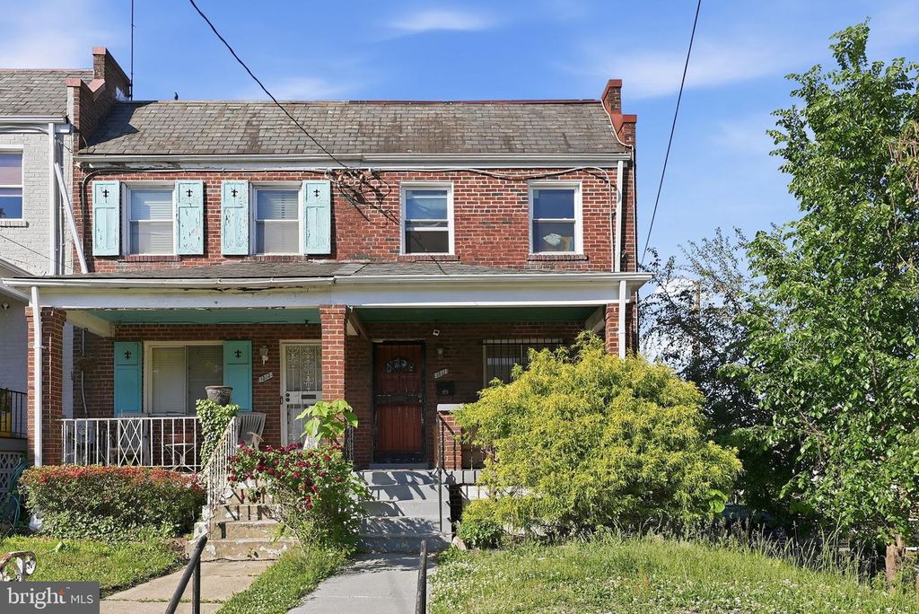 1511 MONTANA AVE NE, Washington, DC 20018