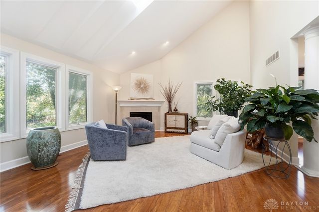 7395 Cades Cove, Centerville, OH 45459