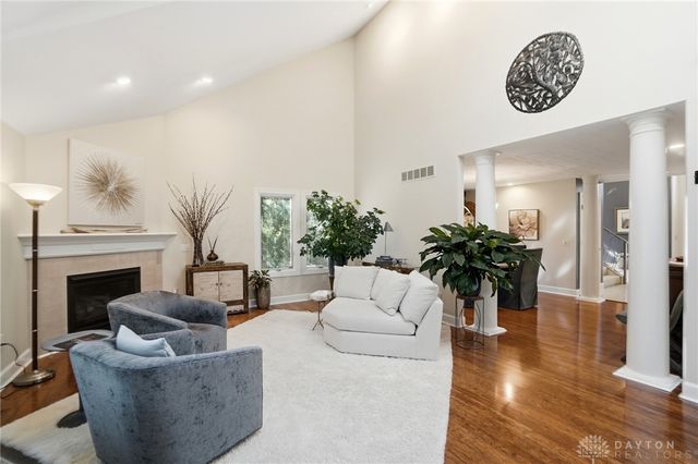 7395 Cades Cove, Centerville, OH 45459