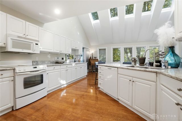 7395 Cades Cove, Centerville, OH 45459