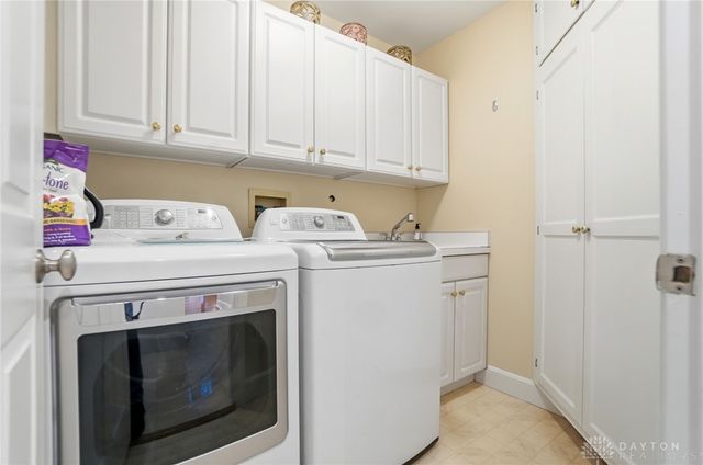 7395 Cades Cove, Centerville, OH 45459