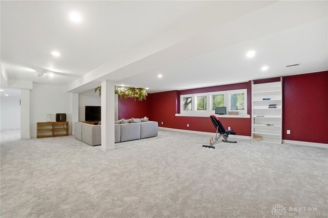 7395 Cades Cove, Centerville, OH 45459