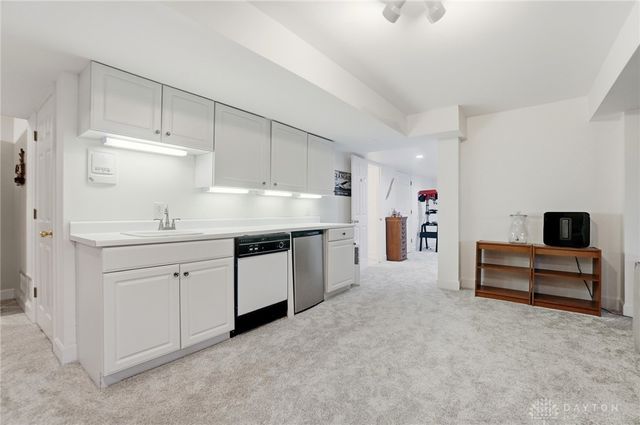 7395 Cades Cove, Centerville, OH 45459