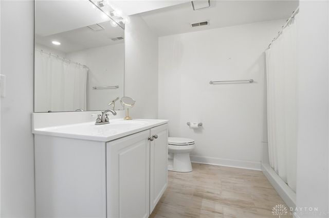 7395 Cades Cove, Centerville, OH 45459