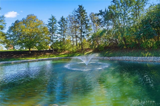 7395 Cades Cove, Centerville, OH 45459