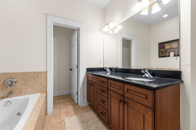 423 NE 2ND AVENUE, Gainesville, FL 32601