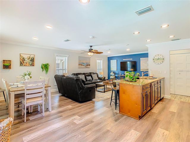 4016 KIMPTON PLACE, Largo, FL 33771