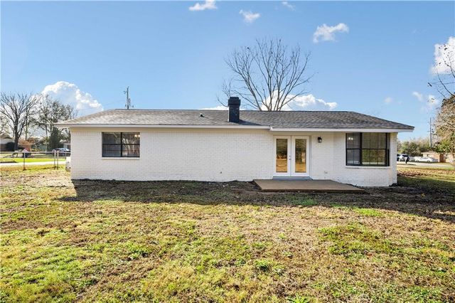 9040 Valley View Drive, Mobile, AL 36695