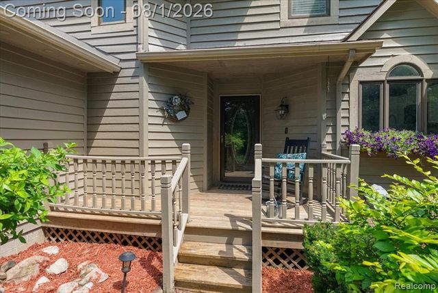 1650 Cobblestone Lane, Oxford, MI 48371