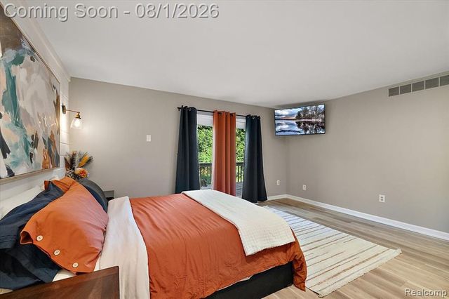 1650 Cobblestone Lane, Oxford, MI 48371
