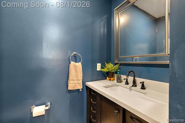 1650 Cobblestone Lane, Oxford, MI 48371