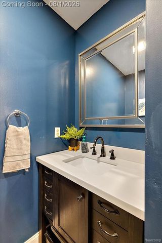 1650 Cobblestone Lane, Oxford, MI 48371