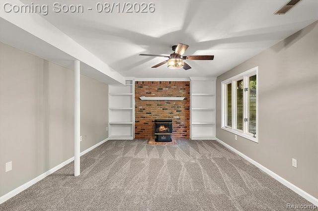 1650 Cobblestone Lane, Oxford, MI 48371