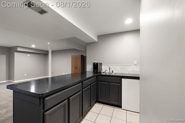 1650 Cobblestone Lane, Oxford, MI 48371