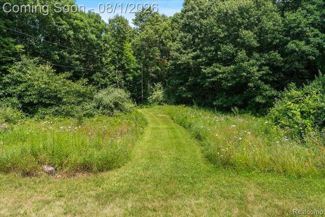 1650 Cobblestone Lane, Oxford, MI 48371