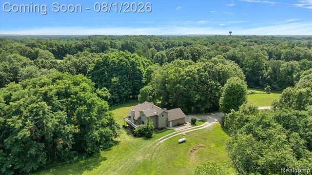 1650 Cobblestone Lane, Oxford, MI 48371