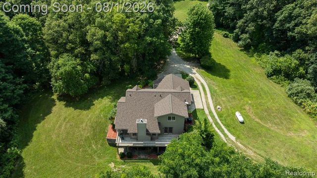 1650 Cobblestone Lane, Oxford, MI 48371
