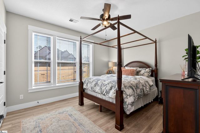 1030 Lingering Water Lane, Chesnee, SC 29323