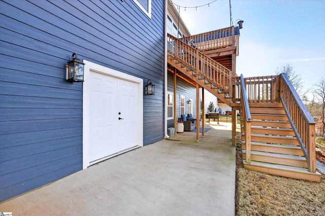 1030 Lingering Water Lane, Chesnee, SC 29323