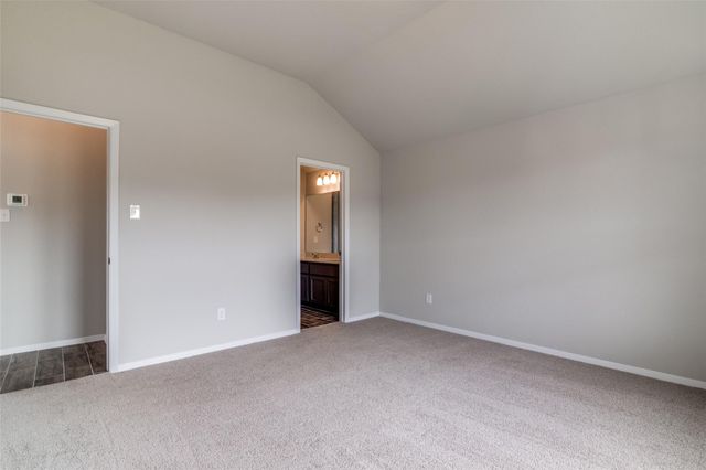 140 Shugart ST, San Marcos, TX 78666