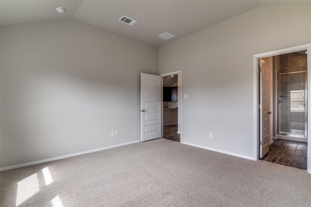 140 Shugart ST, San Marcos, TX 78666