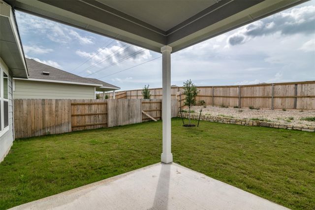 140 Shugart ST, San Marcos, TX 78666
