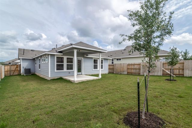 140 Shugart ST, San Marcos, TX 78666