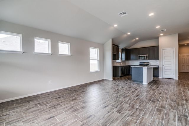 140 Shugart ST, San Marcos, TX 78666