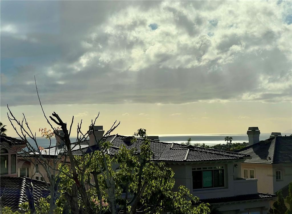 9 Gray Stone Way, Laguna Niguel, CA 92677