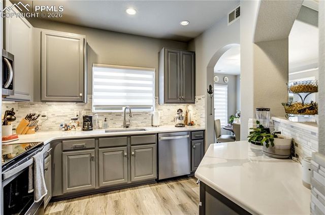 4572 Copeland Loop 102, Highlands Ranch, CO 80126