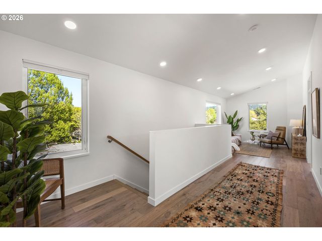 2015 Se 46TH Ave, Portland, OR 97215