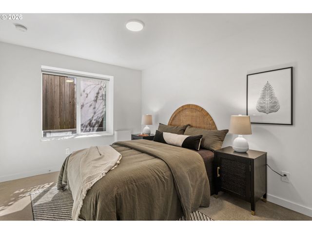 2015 Se 46TH Ave, Portland, OR 97215