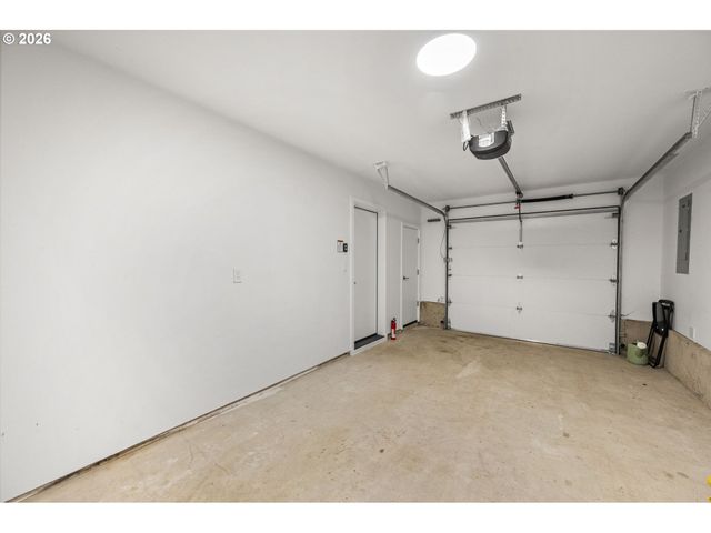 2015 Se 46TH Ave, Portland, OR 97215