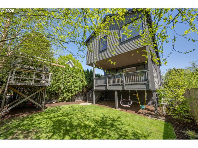 2015 Se 46TH Ave, Portland, OR 97215