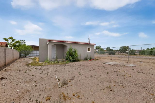 1430 Franciscan Street NE, Albuquerque, NM 87102
