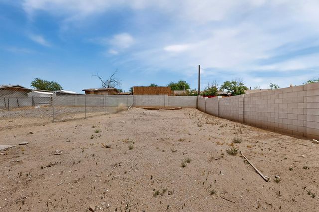 1430 Franciscan Street NE, Albuquerque, NM 87102
